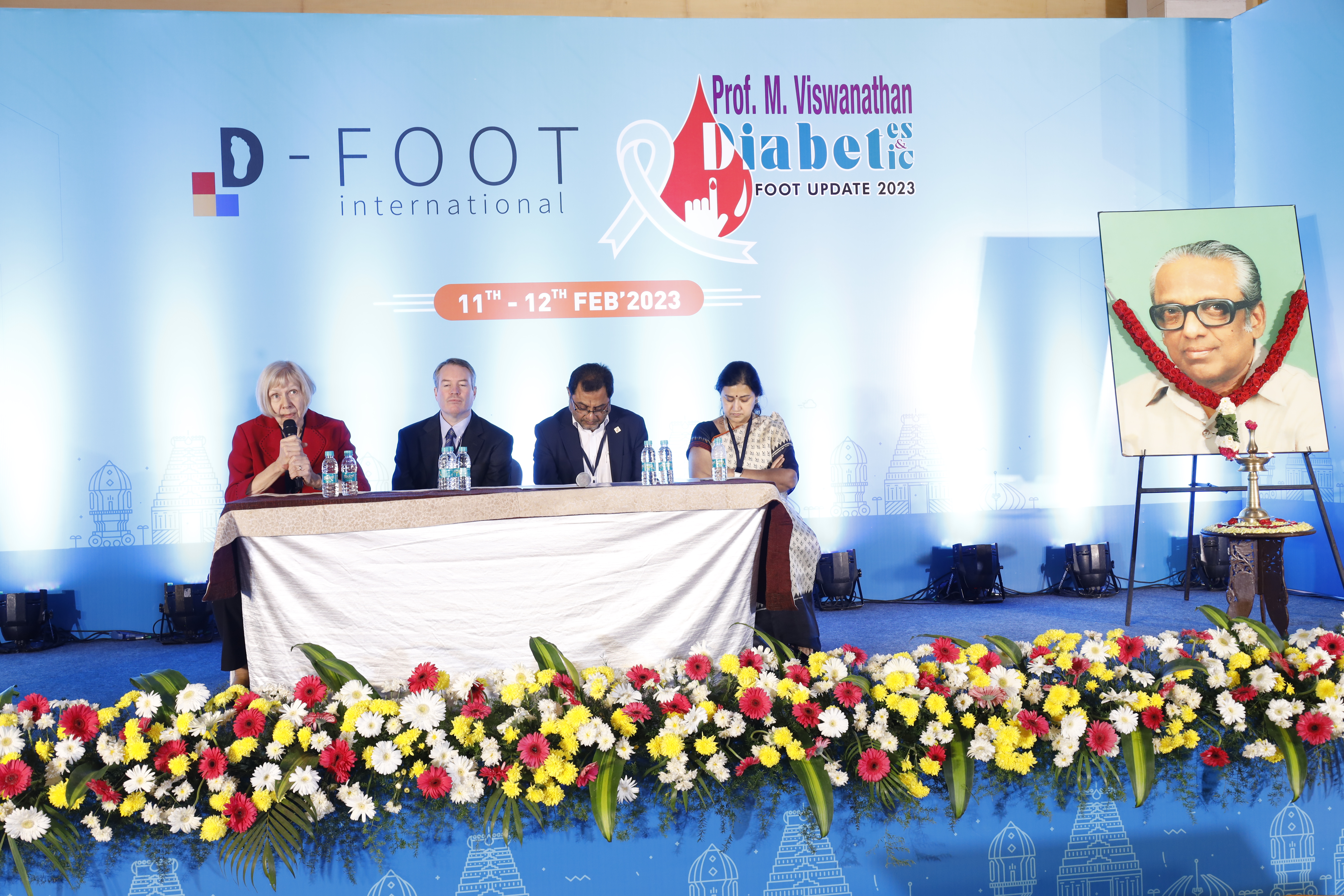 photo of Dr. Eva Feldman speaking at the Diabetic Foot Conference in India