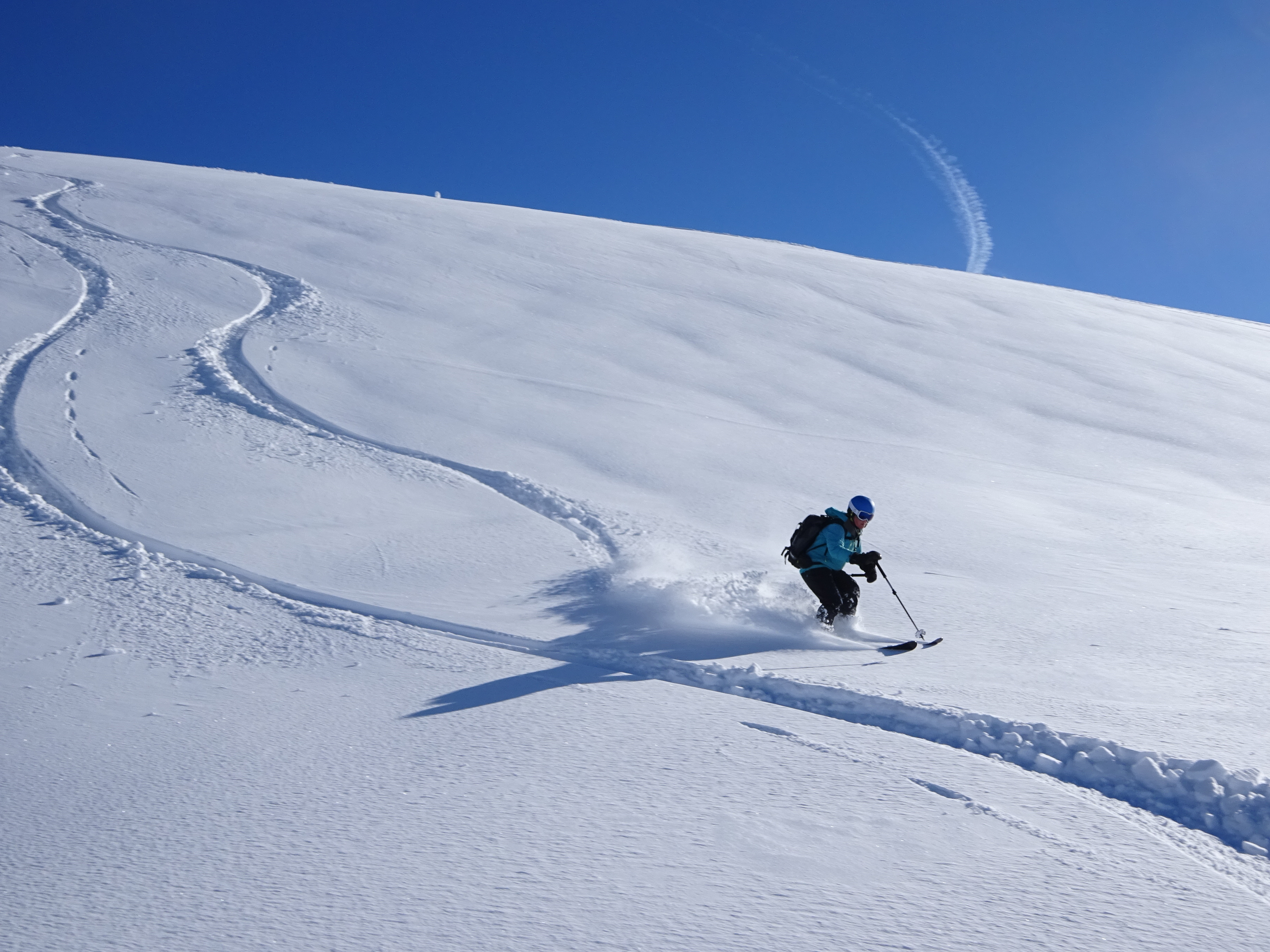 photo of skiier on Chamonix Mont Blanc