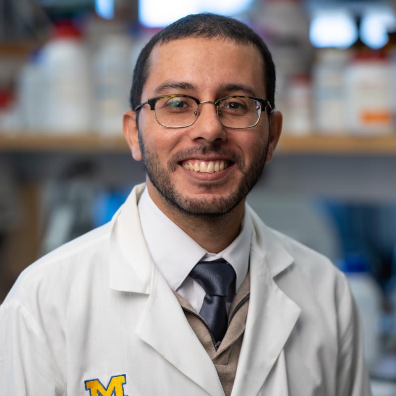 portrait of Mohamed Noureldein, PhD, in the NeuroNetwork for Emerging Therapies lab