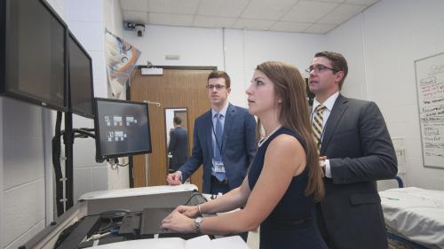 Vascular Surgery trainees in the simulation center